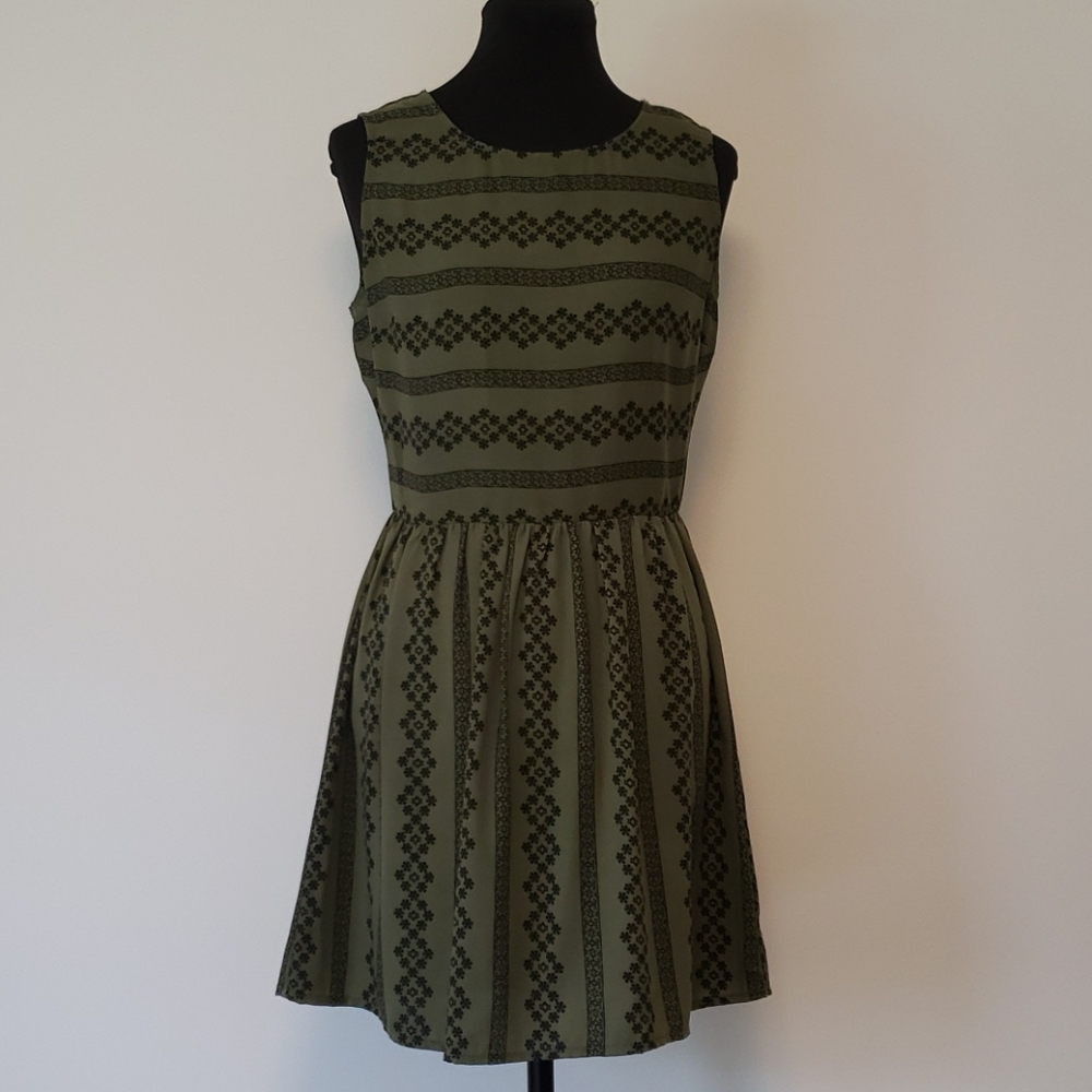 Fit and flair sleeveless dress.